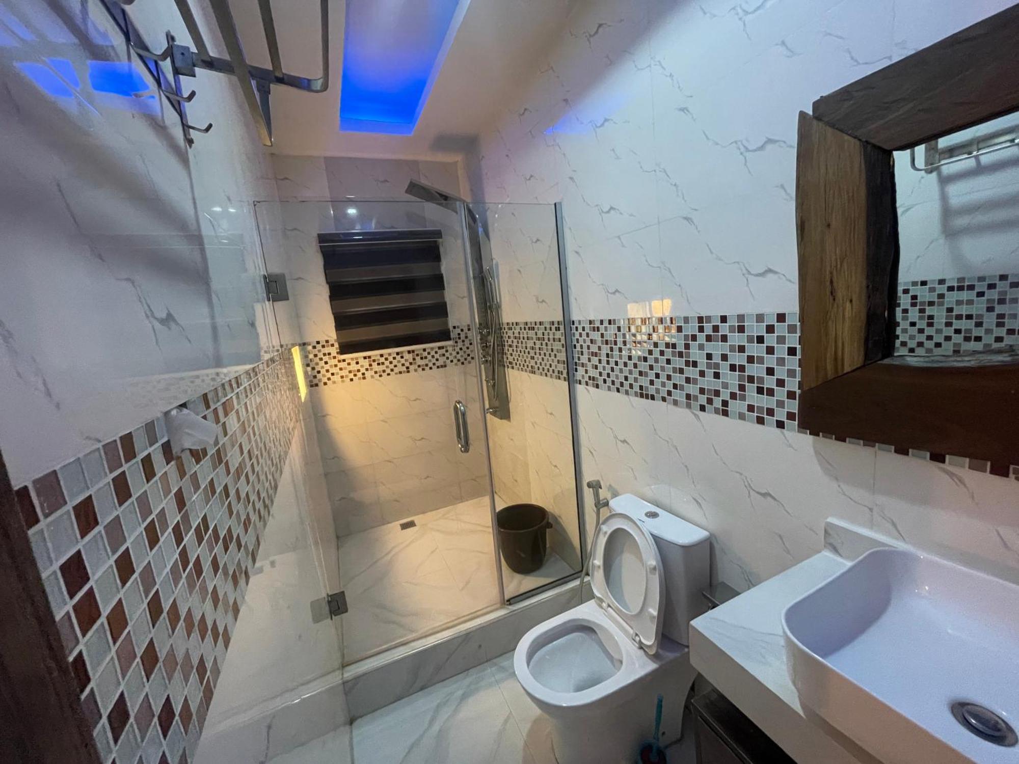 Presken Hotel @Villa Ikeja Bagian luar foto