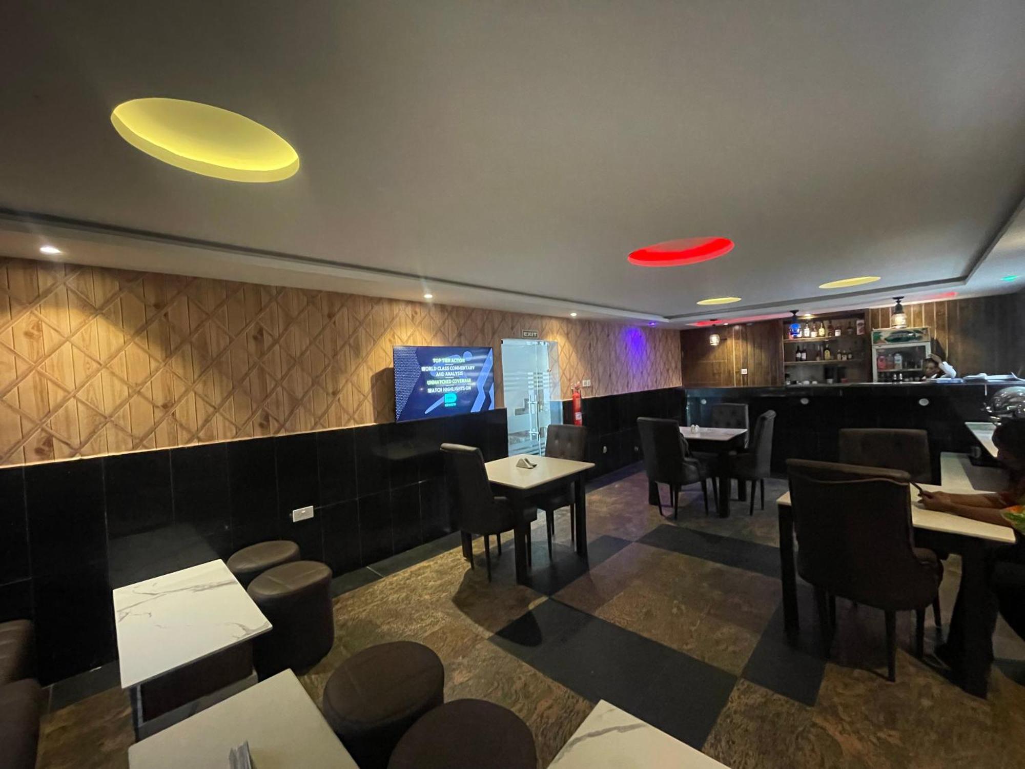 Presken Hotel @Villa Ikeja Bagian luar foto